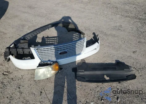 2004 Ford Expedition Xlt из США, поврежденный, VIN 1FMPU15L54LA12544